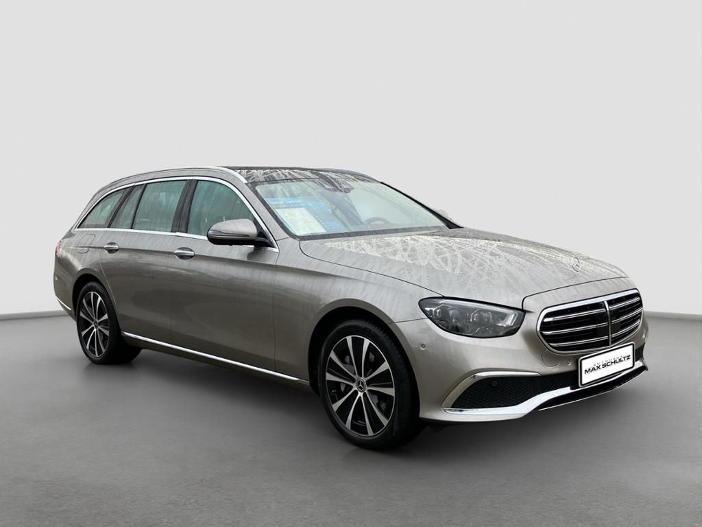 Mercedes-Benz E 300 2022