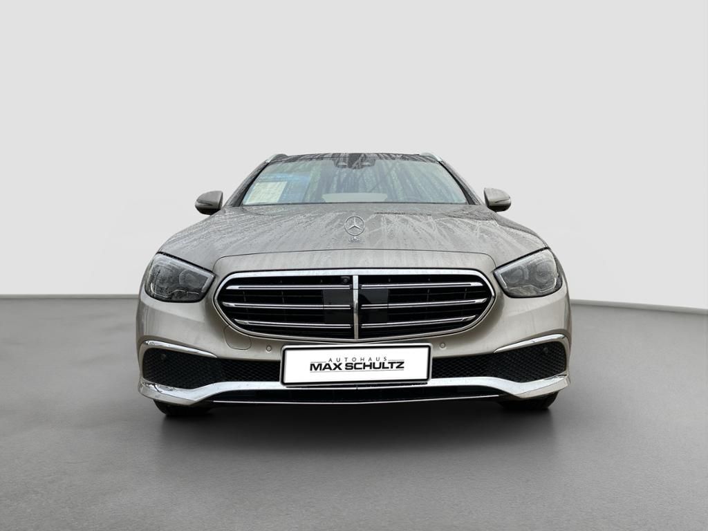 Mercedes-Benz E 300 2022