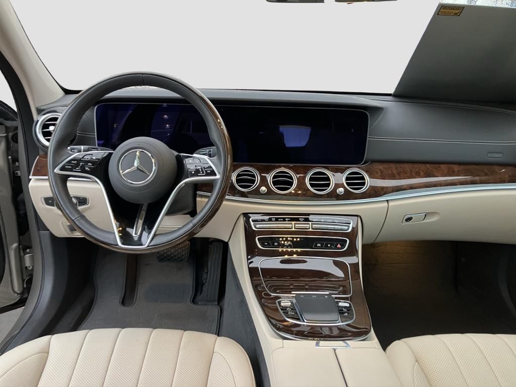 Mercedes-Benz E 300 2022