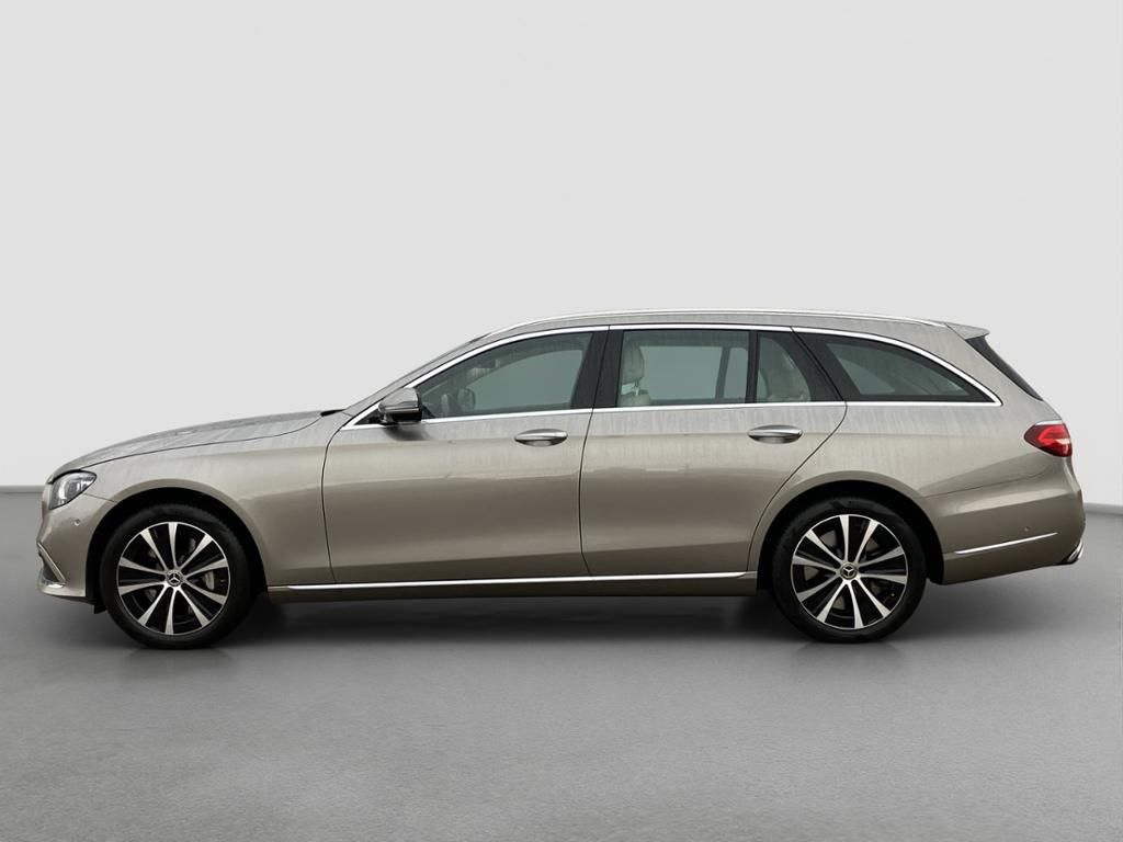 Mercedes-Benz E 300 2022