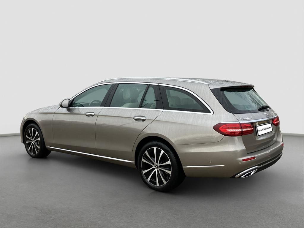Mercedes-Benz E 300 2022