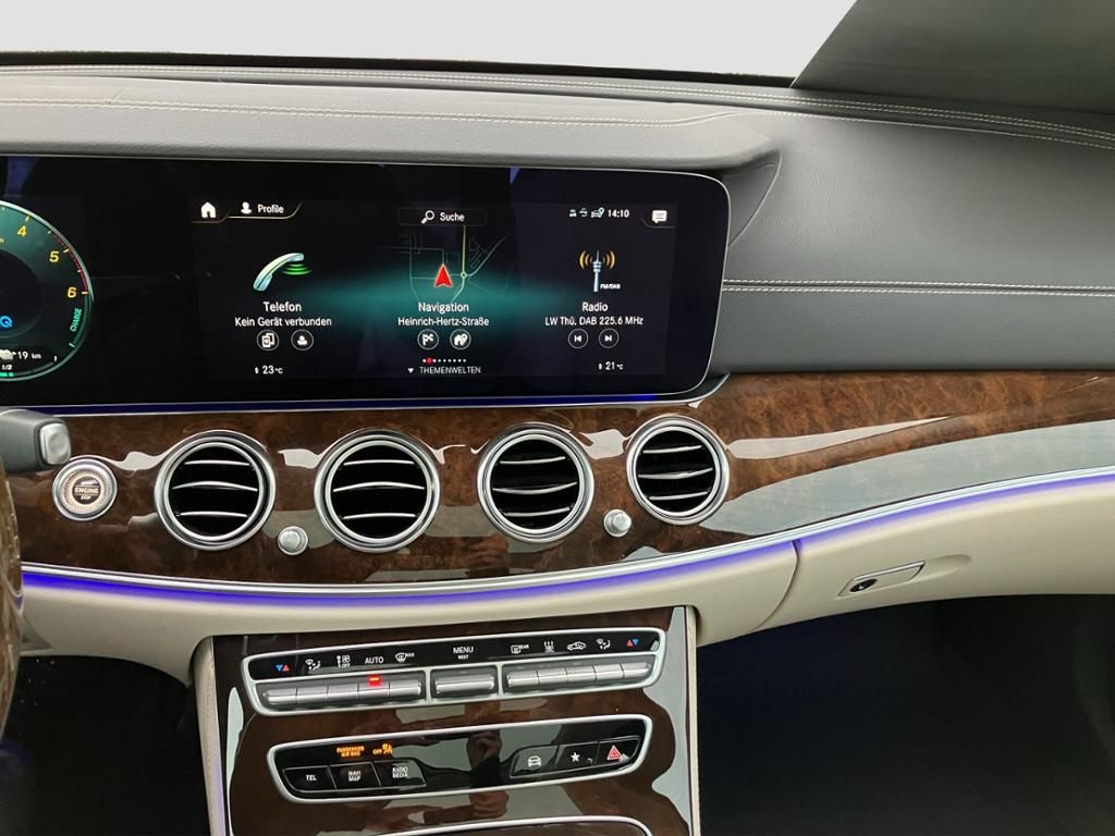 Mercedes-Benz E 300 2022