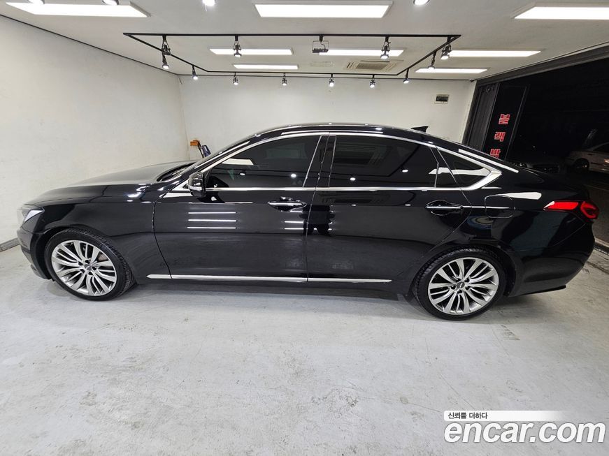 Hyundai Genesis 2016