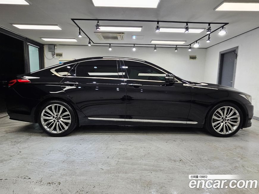 Hyundai Genesis 2016