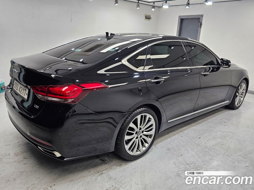 Hyundai Genesis 2016