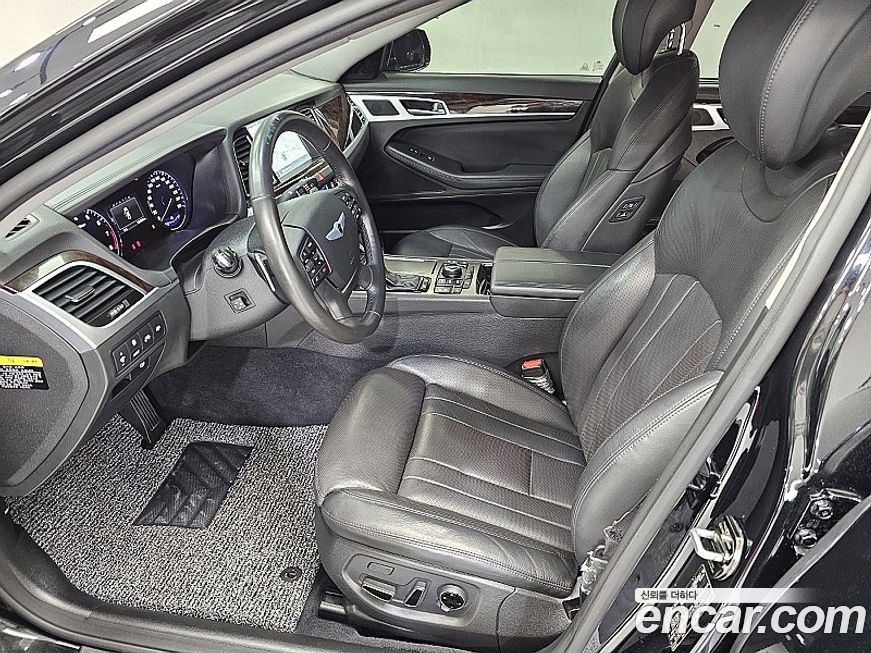 Hyundai Genesis 2016