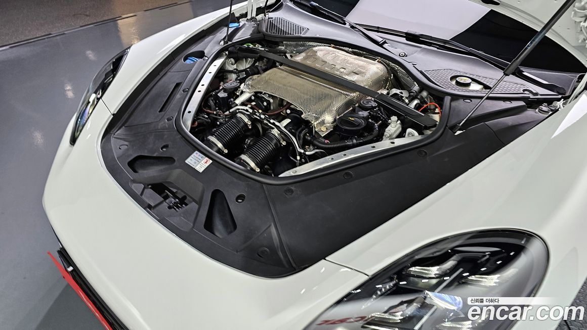 Porsche Panamera 2022