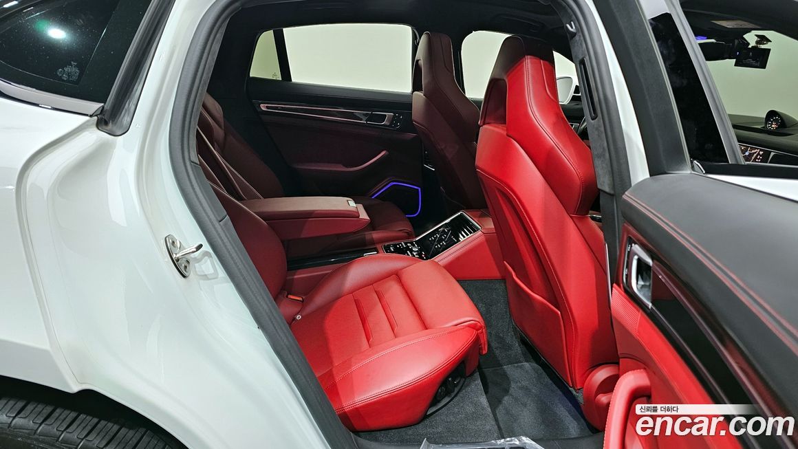 Porsche Panamera 2022