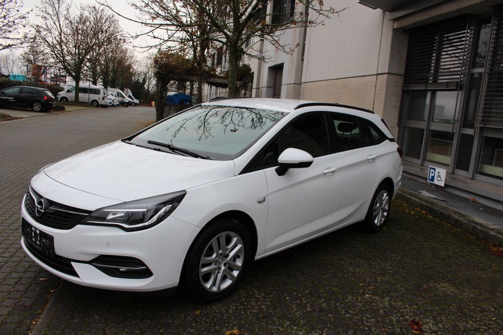Opel Astra 2020
