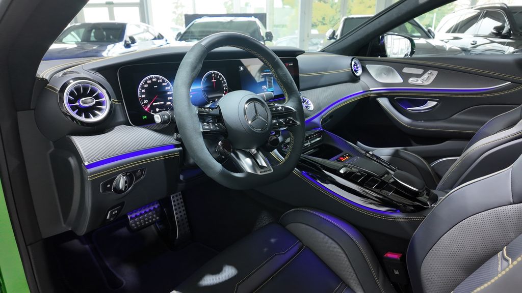 Mercedes-Benz AMG GT 2025