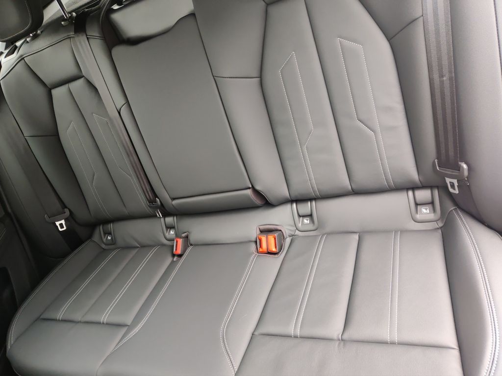 Audi Q4 2025