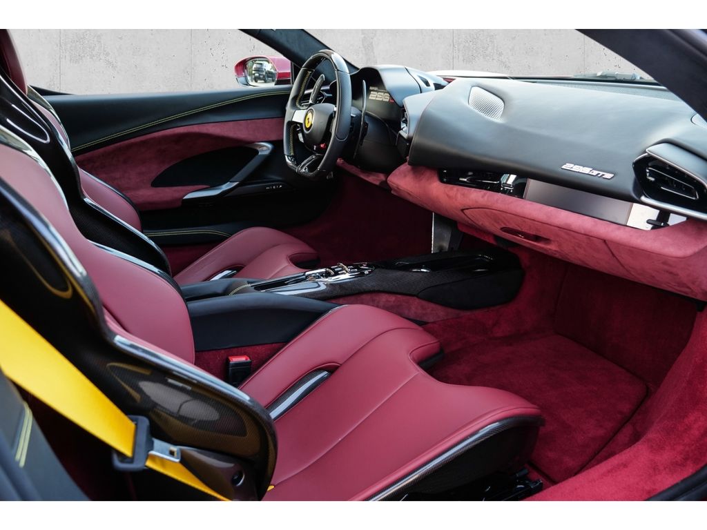 Ferrari 296 GTB 2025