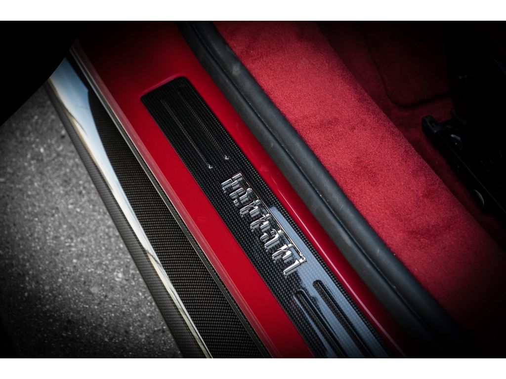 Ferrari 296 GTB 2025