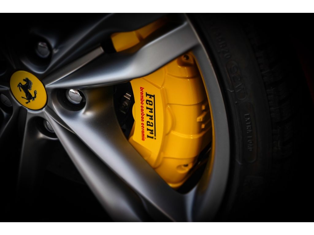 Ferrari 296 GTB 2025