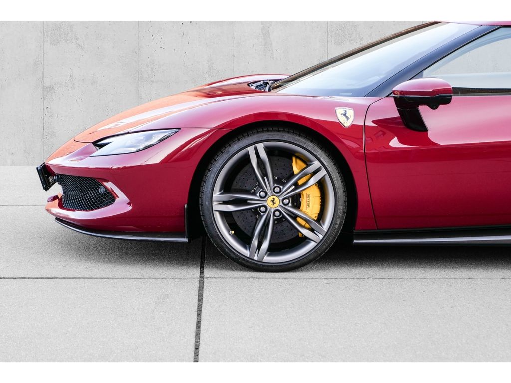 Ferrari 296 GTB 2025