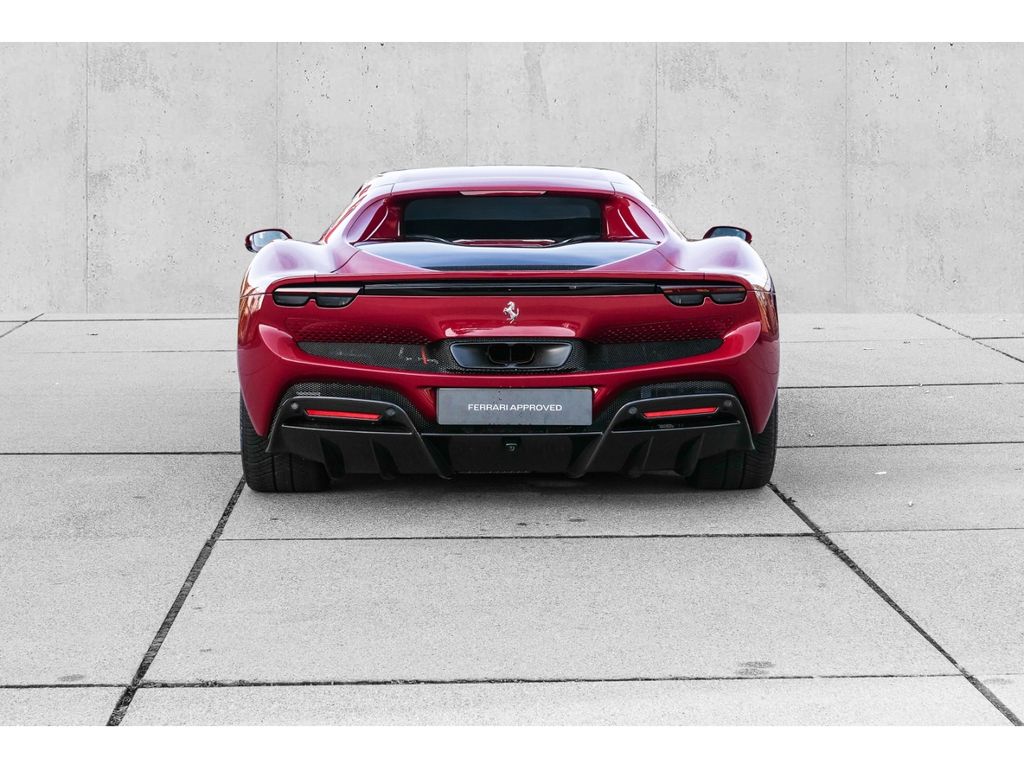 Ferrari 296 GTB 2025