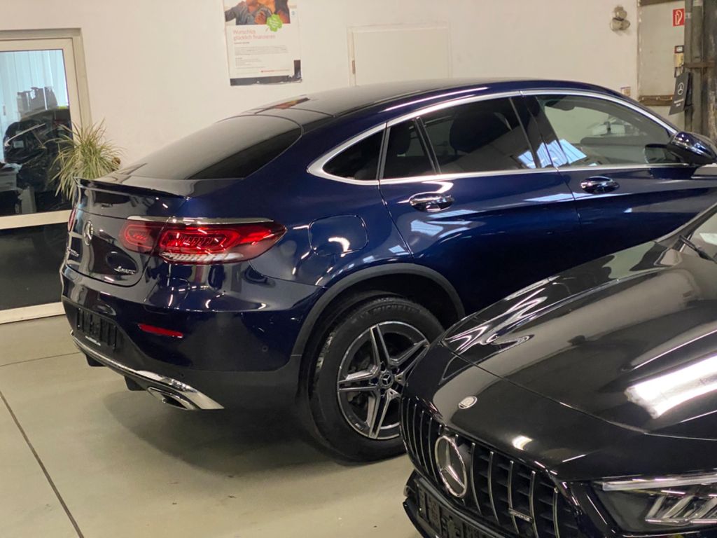 Mercedes-Benz GLC 300 2022