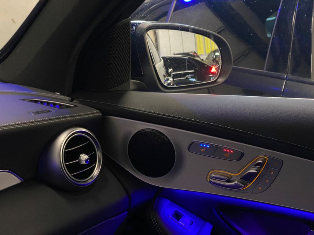 Mercedes-Benz GLC 300 2022