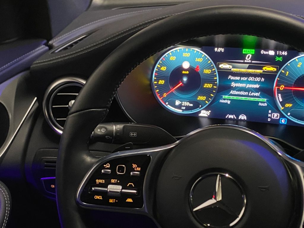 Mercedes-Benz GLC 300 2022