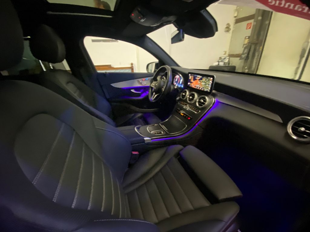 Mercedes-Benz GLC 300 2022