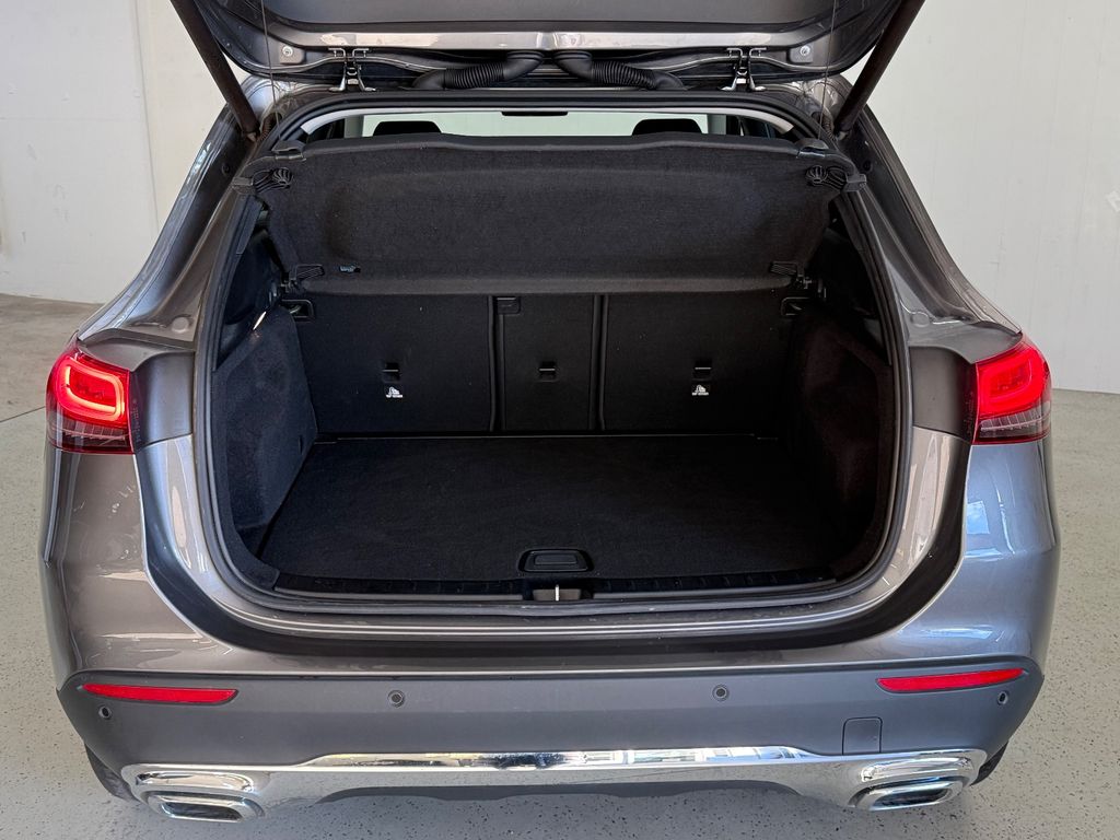 Mercedes-Benz GLA 200 2020