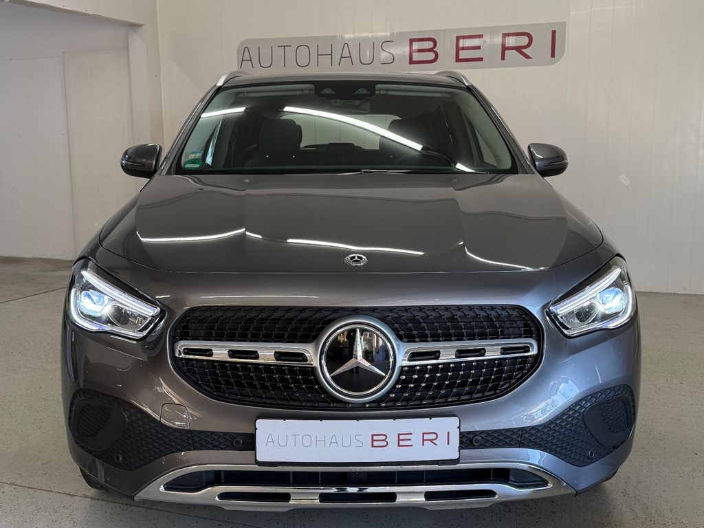 Mercedes-Benz GLA 200 2020