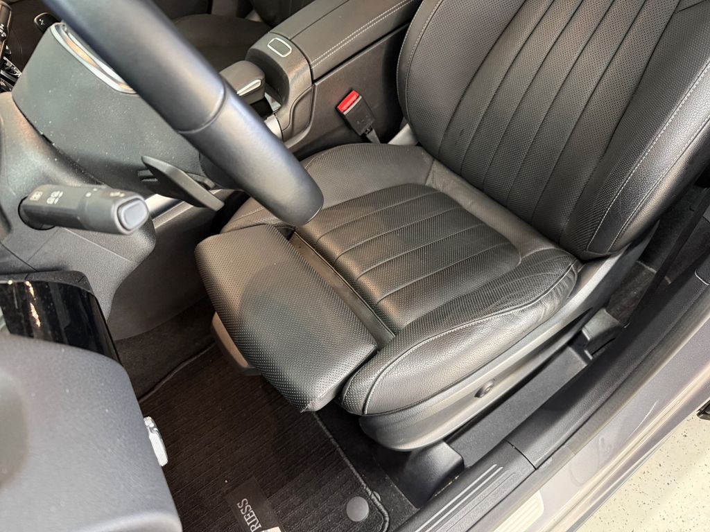 Mercedes-Benz GLA 200 2020