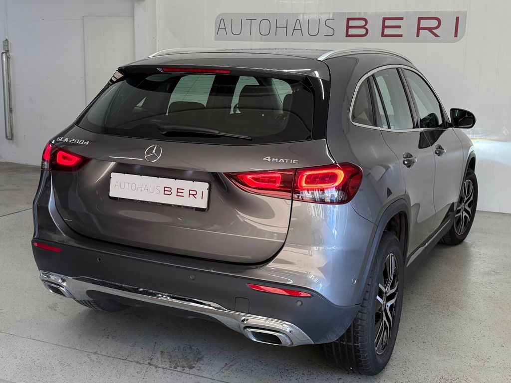 Mercedes-Benz GLA 200 2020