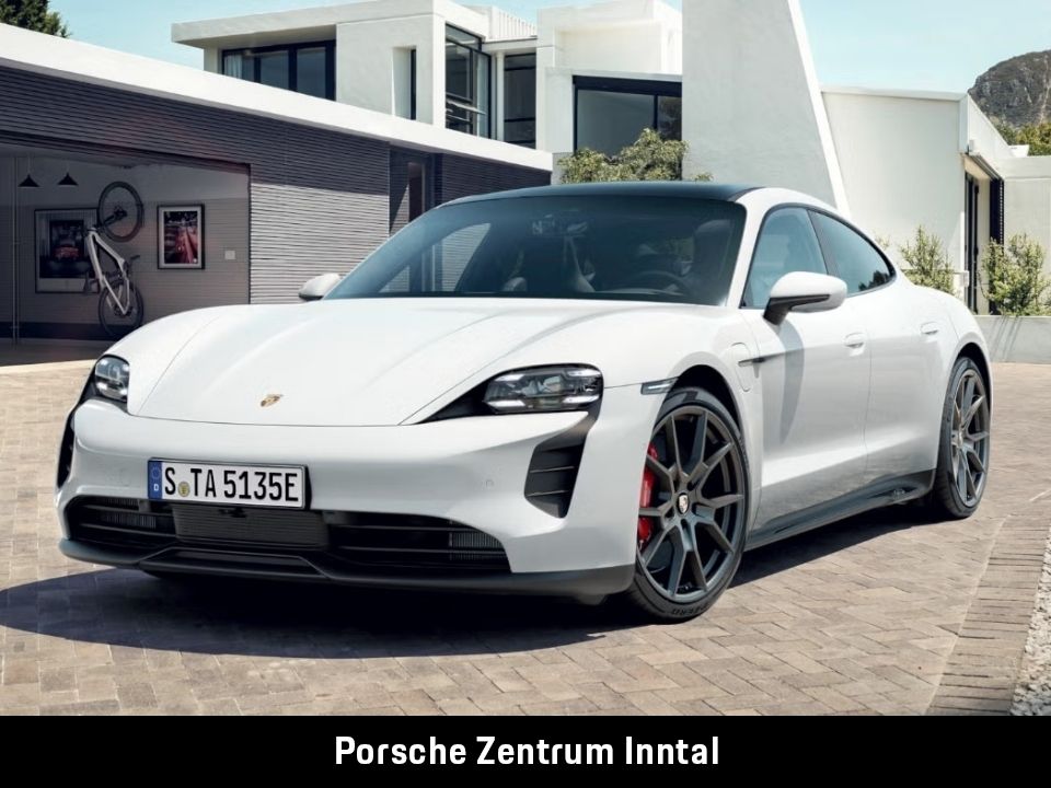 Porsche Taycan 2022