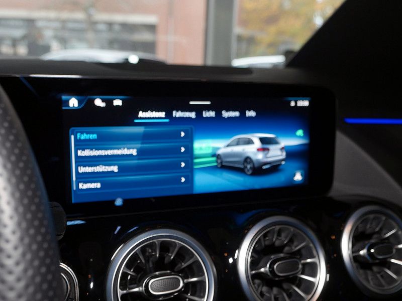 Mercedes-Benz B 250 2024