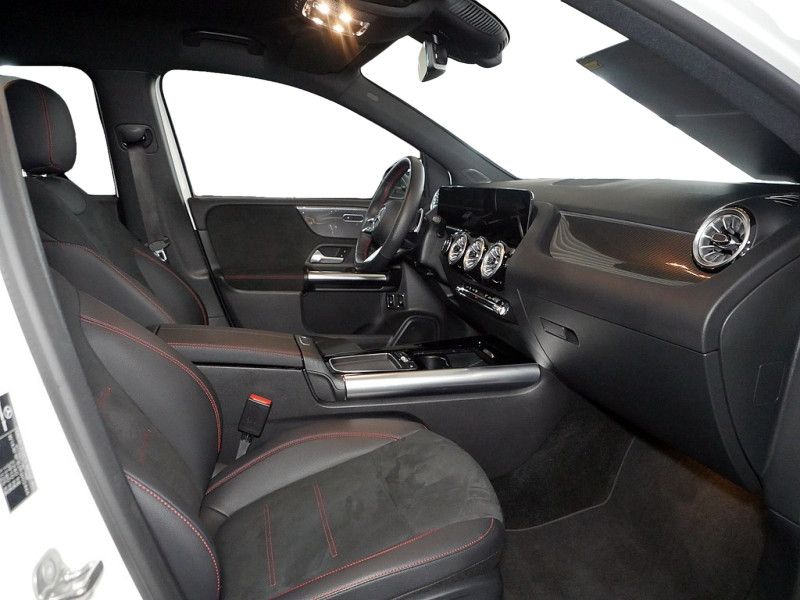 Mercedes-Benz B 250 2024