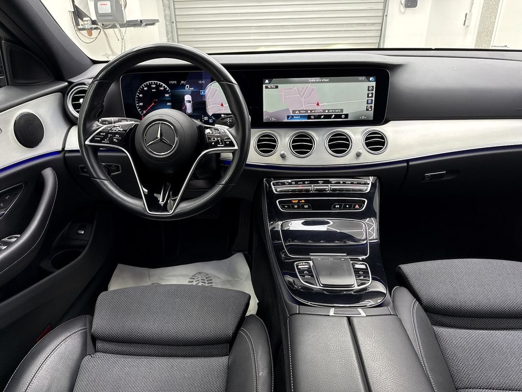 Mercedes-Benz E 300 2022