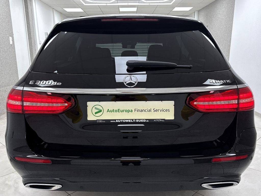 Mercedes-Benz E 300 2022