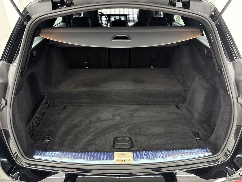 Mercedes-Benz E 300 2022