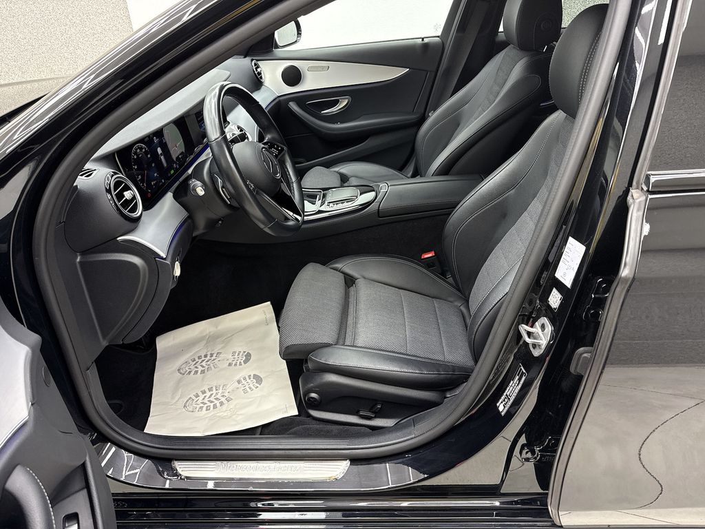 Mercedes-Benz E 300 2022