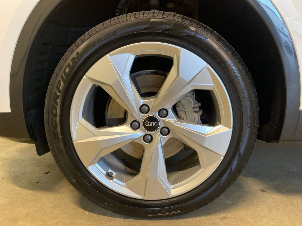 Audi Q5 2021