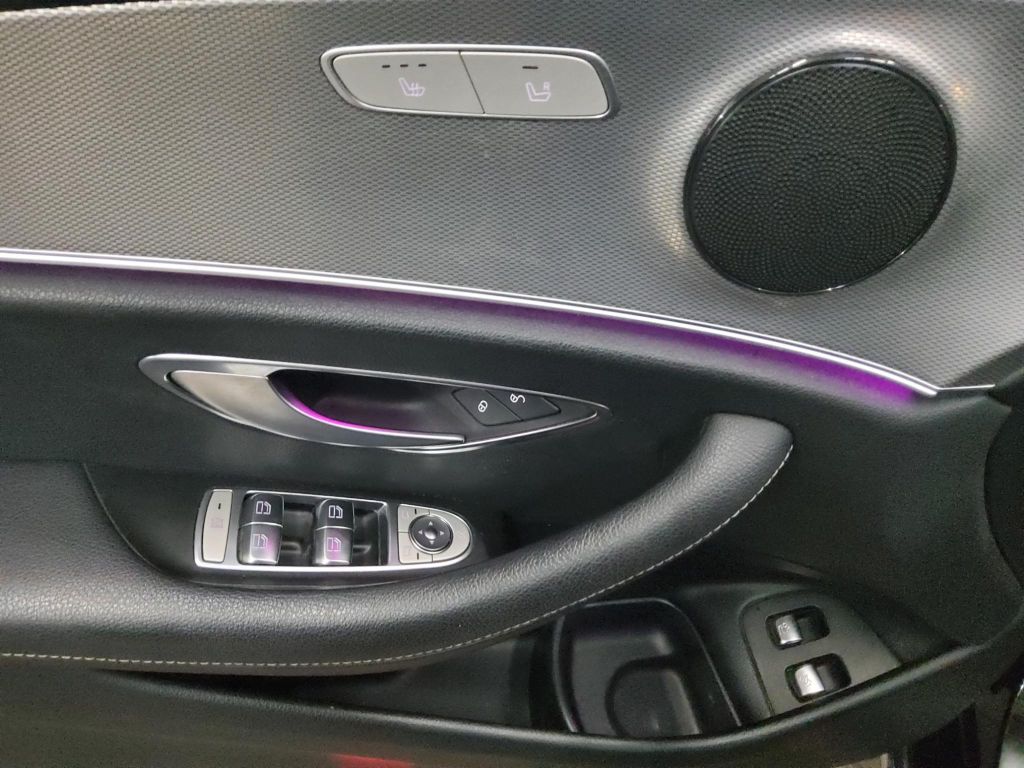 Mercedes-Benz E 300 2019