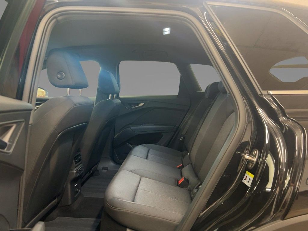 Audi Q4 e-tron 2024