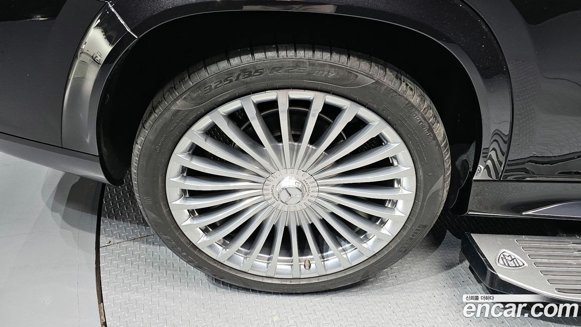 Mercedes-Benz GLS-Class 2021