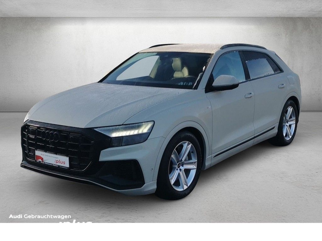 Audi Q8 2022