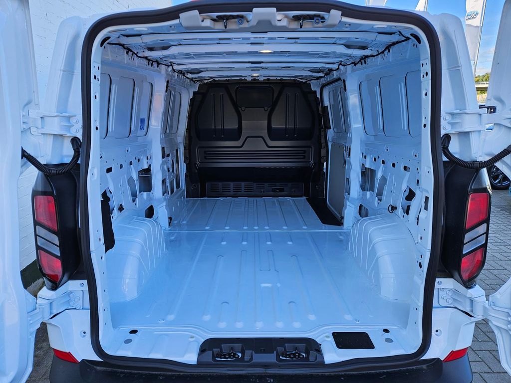 Ford Transit Custom 2025
