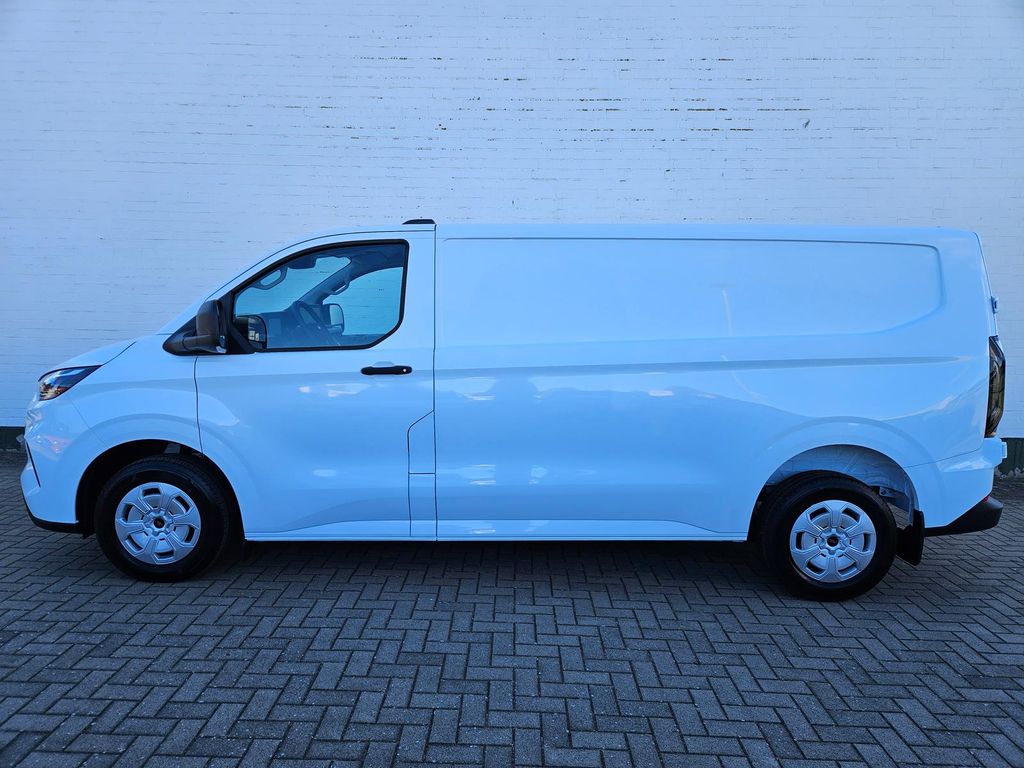 Ford Transit Custom 2025
