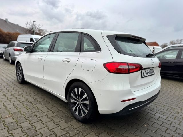 Mercedes-Benz B 200 2021