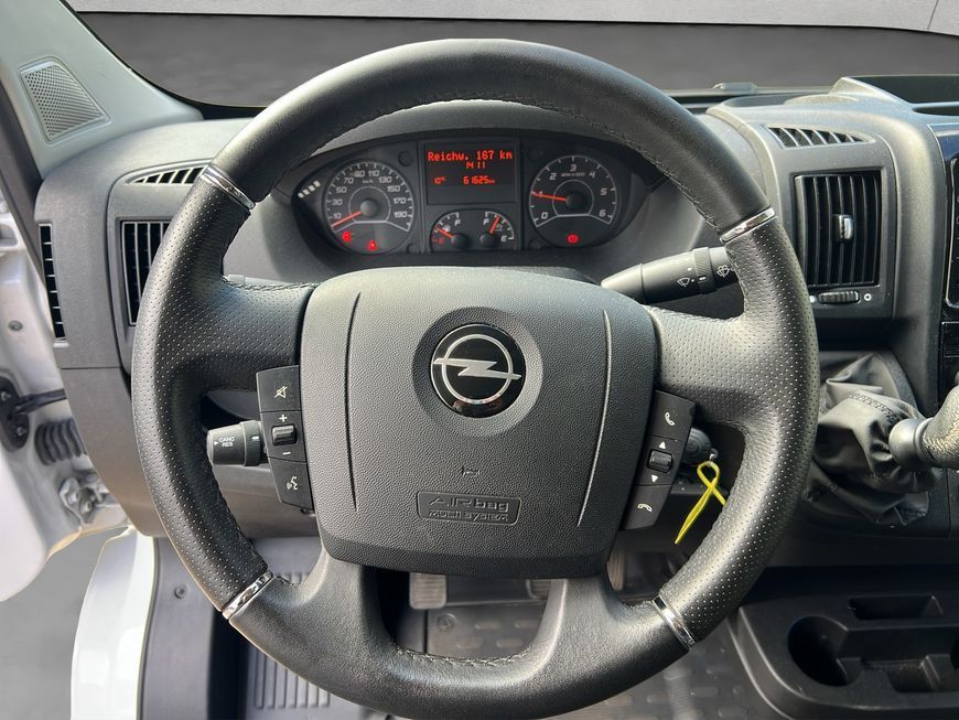Opel Movano 2023