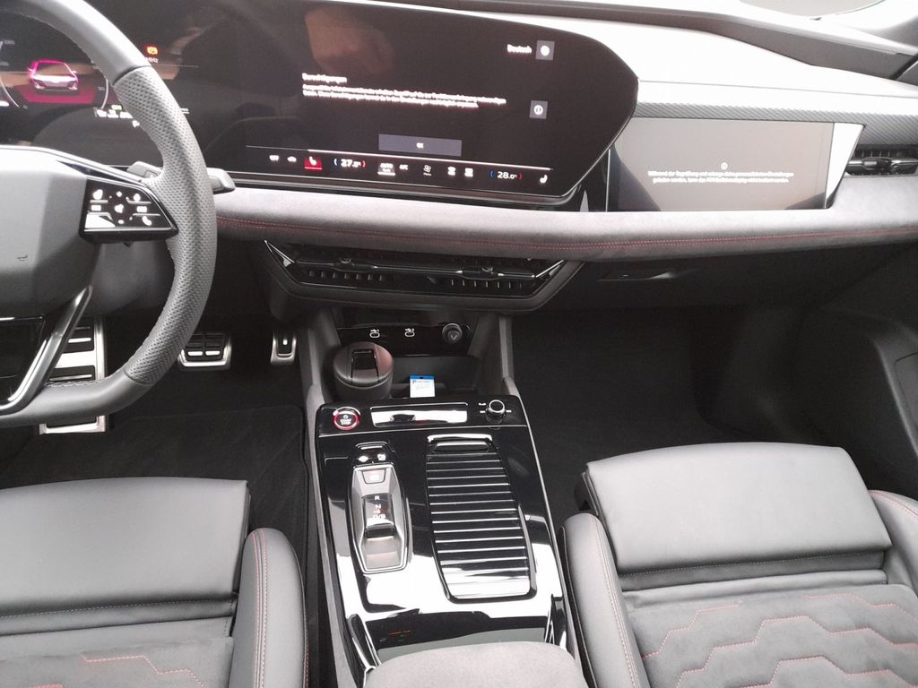 Audi A6 e-tron 2025