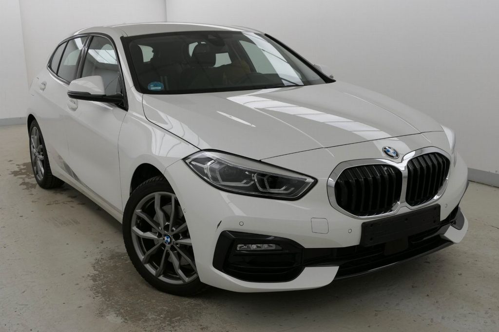 BMW 120 2024