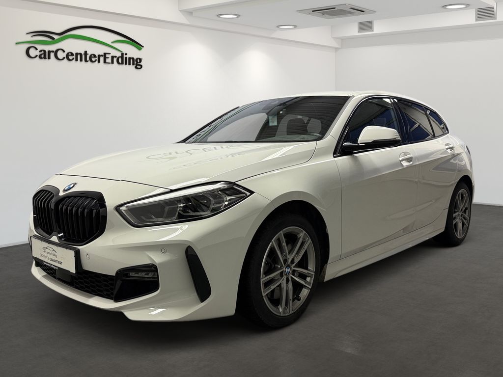 BMW 120 2022