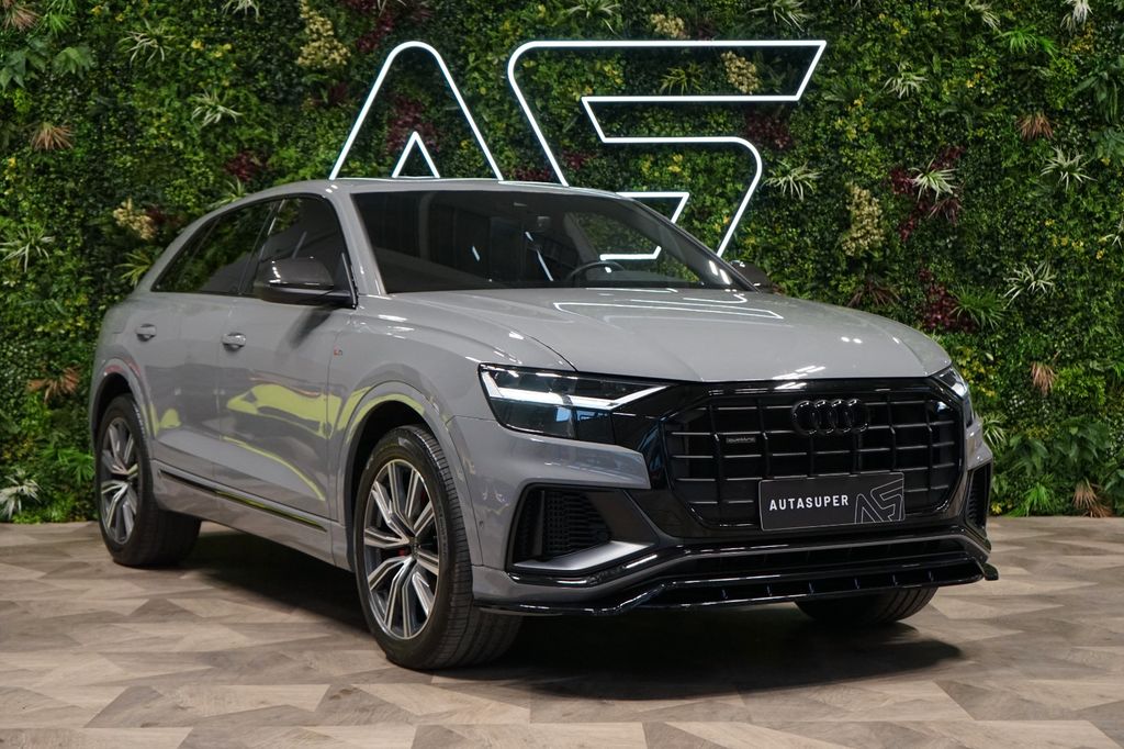 Audi Q8 2023