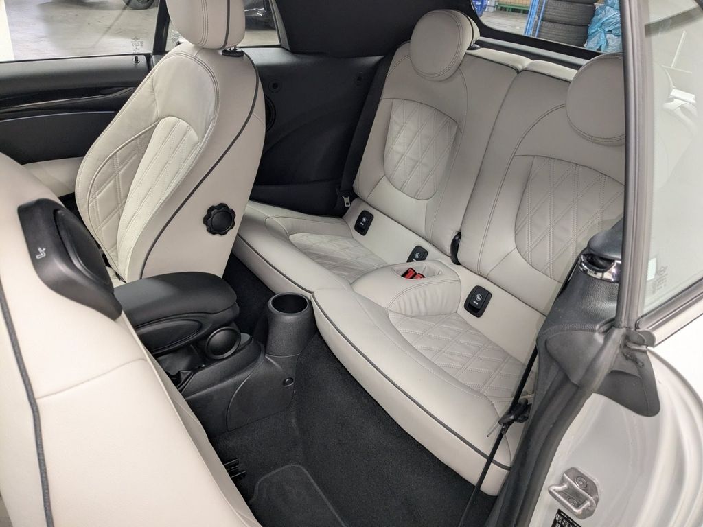 MINI Cooper Cabrio 2021