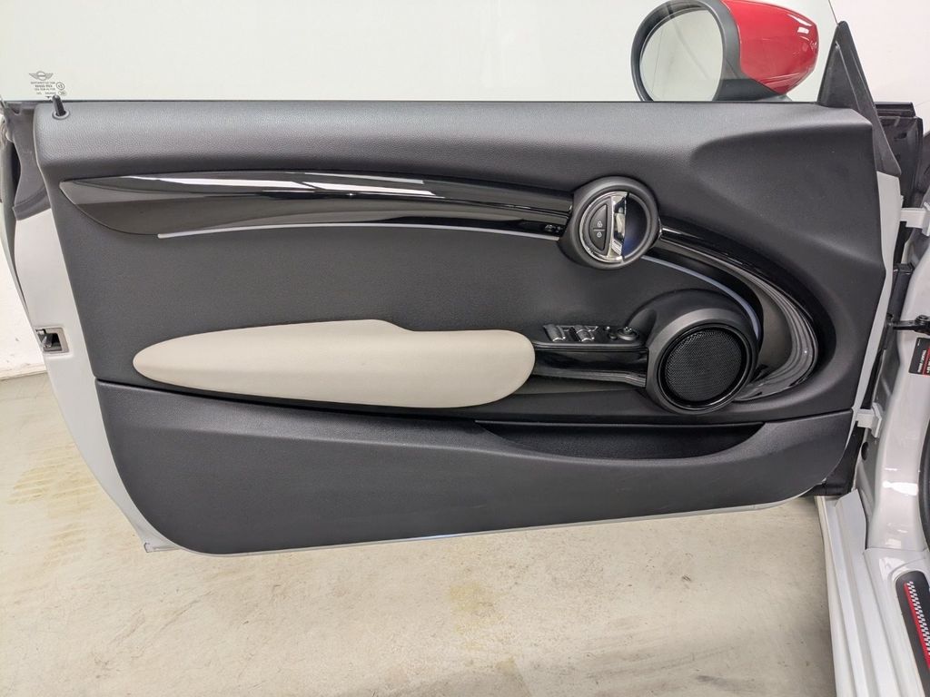 MINI Cooper Cabrio 2021